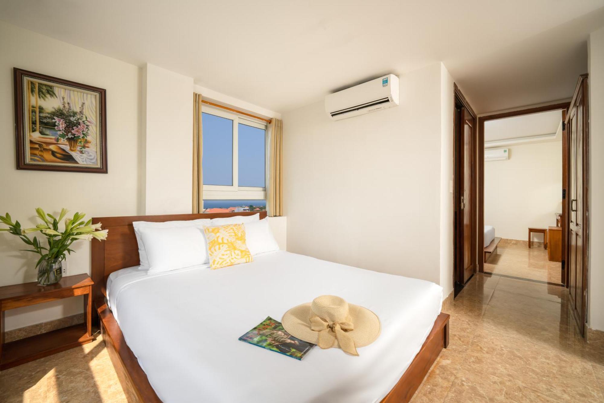 Titan Hotel Da Nang Exterior photo