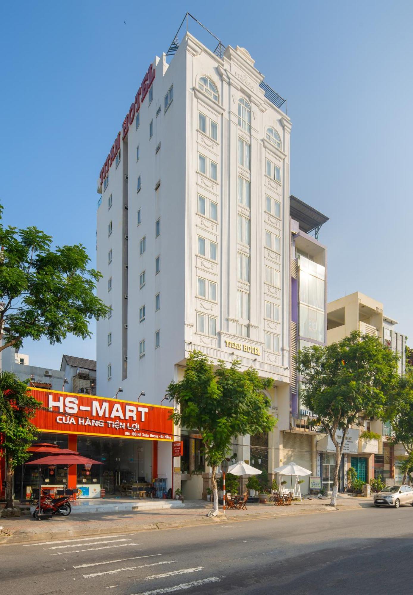 Titan Hotel Da Nang Exterior photo